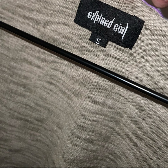 expired girl - Picture 3 of 4